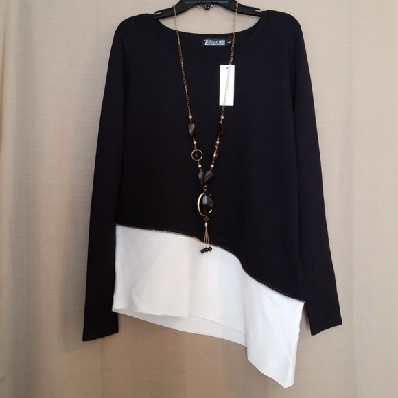 New York & Company Sweaters - NWT New York & Company color block sweater